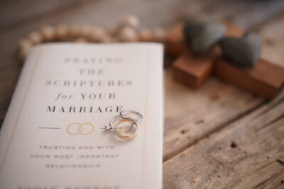 Hardcover Praying the Scriptures for Your Marriage